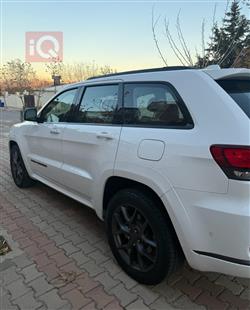 جيب جراند شيروكي